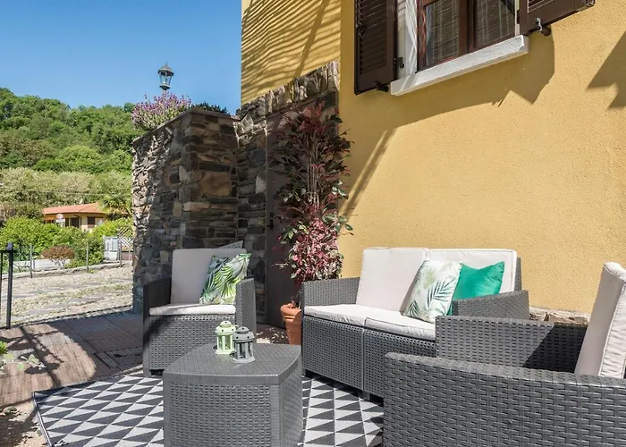 Tinas Yellow 아파트 *