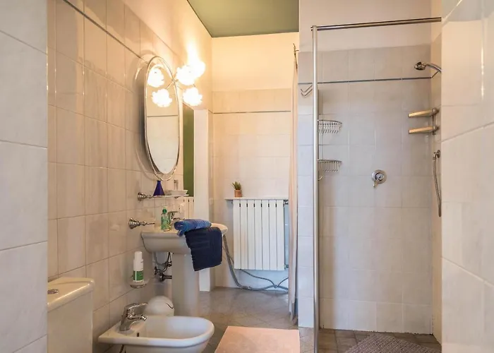 Tinas Yellow 아파트 *