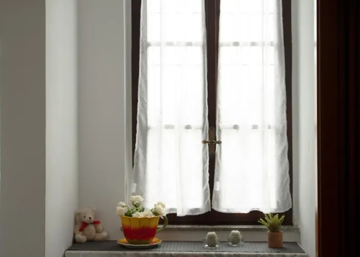 Tinas Yellow 아파트